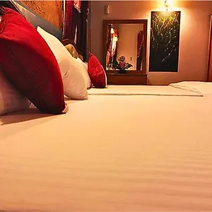  Hotel Ared Sri Lanka
