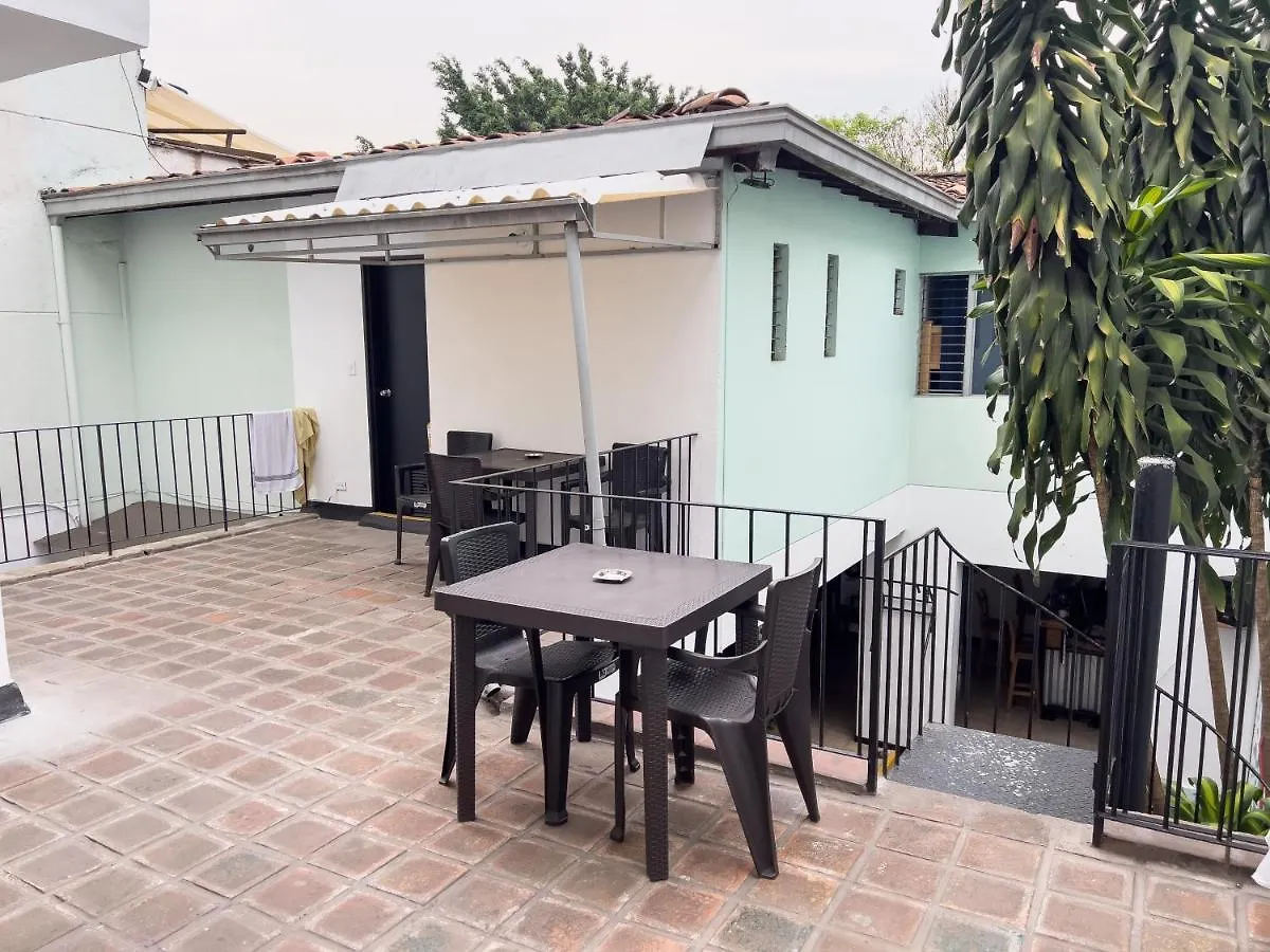 Rock Hostel Medellin 0*,