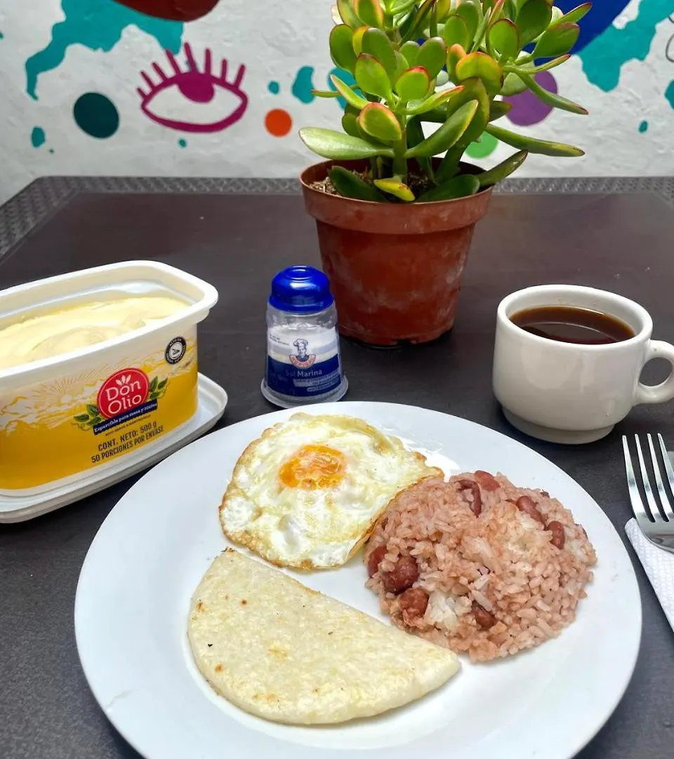 Rock Hostel Medellin 0*,  Colombia